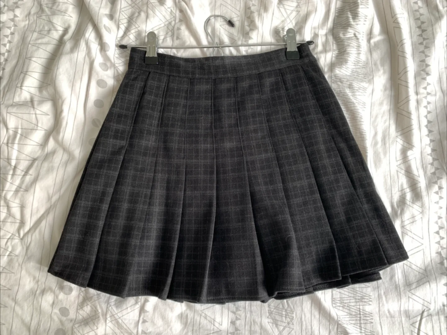 Black Plaid Pleated Skirt Size XS thumbnail