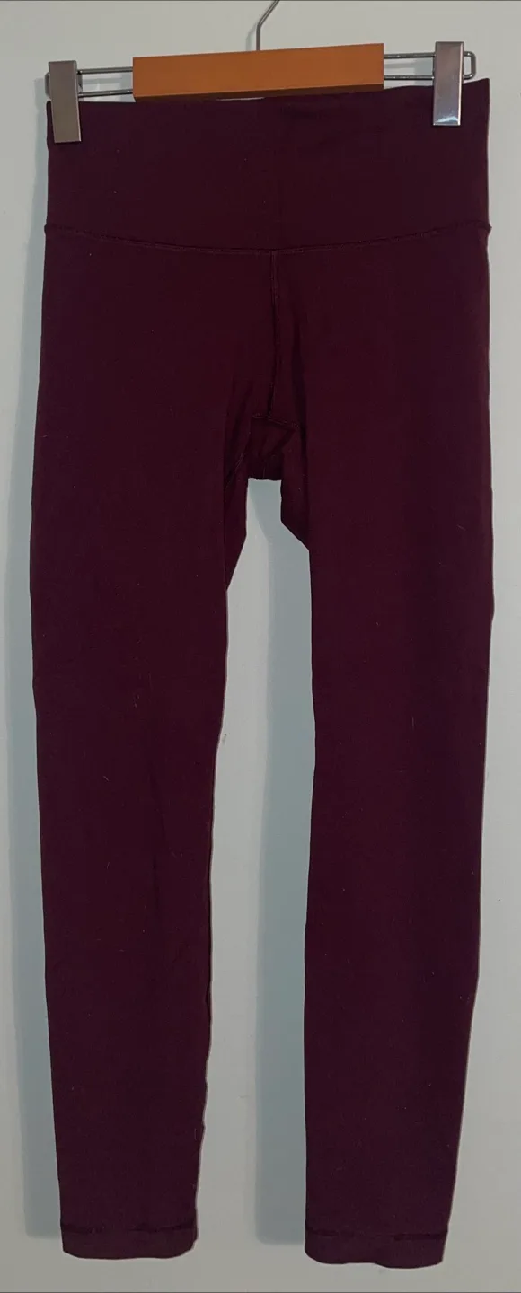 Lululemon leggings thumbnail