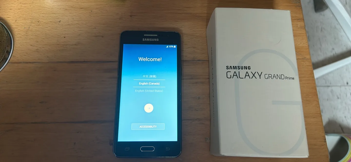 Samsung Galaxy Grand Prime with Box thumbnail