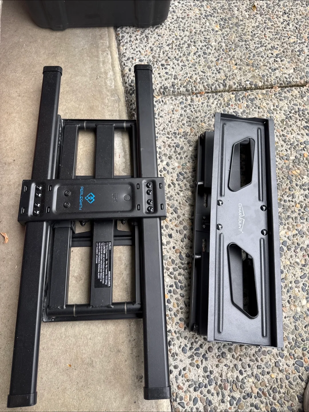 2 TV wall mounts image indicator(3)