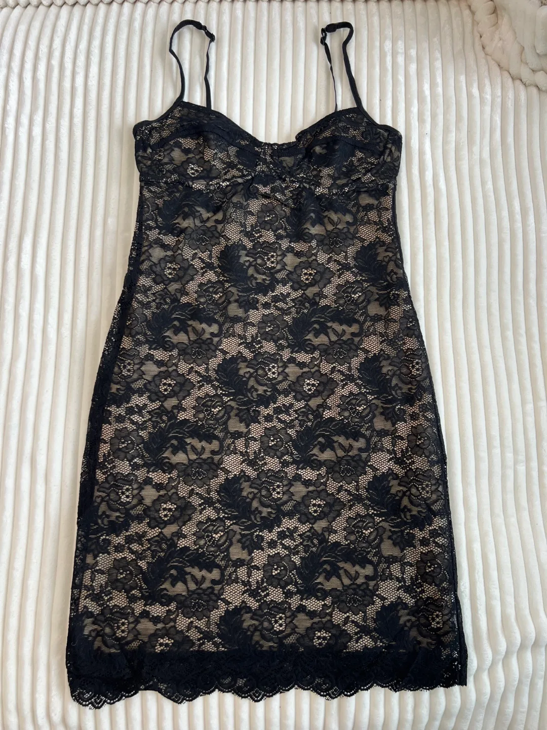 Wilfred Black Lace Dress - XSmall image indicator(2)