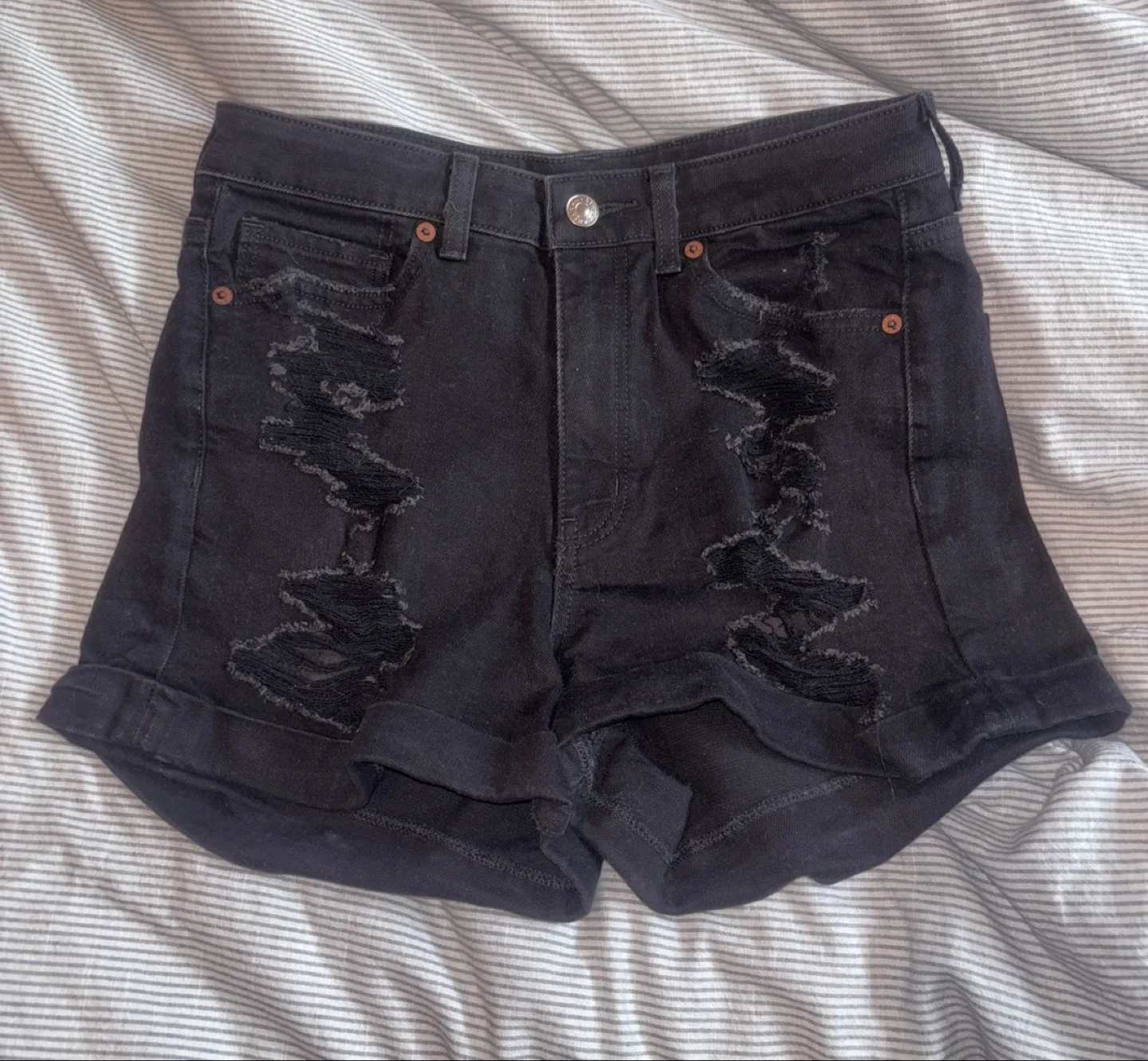 American Eagle Black Mom Shorts Size 4 thumbnail