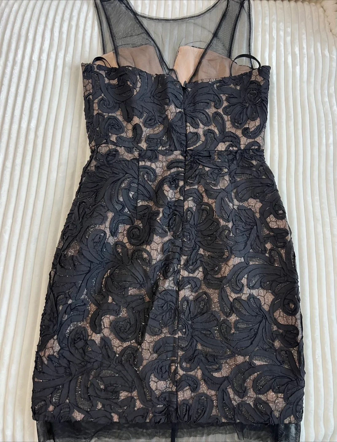 BCBGMAXAZRIA Black Lace Dress - Size 02 image indicator(2)