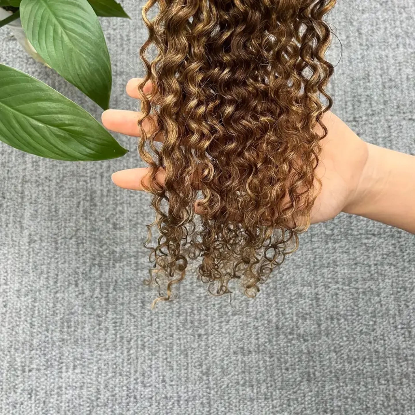 Human Hair WaterWave Bundles w/ Blonde Highlights - photo 2