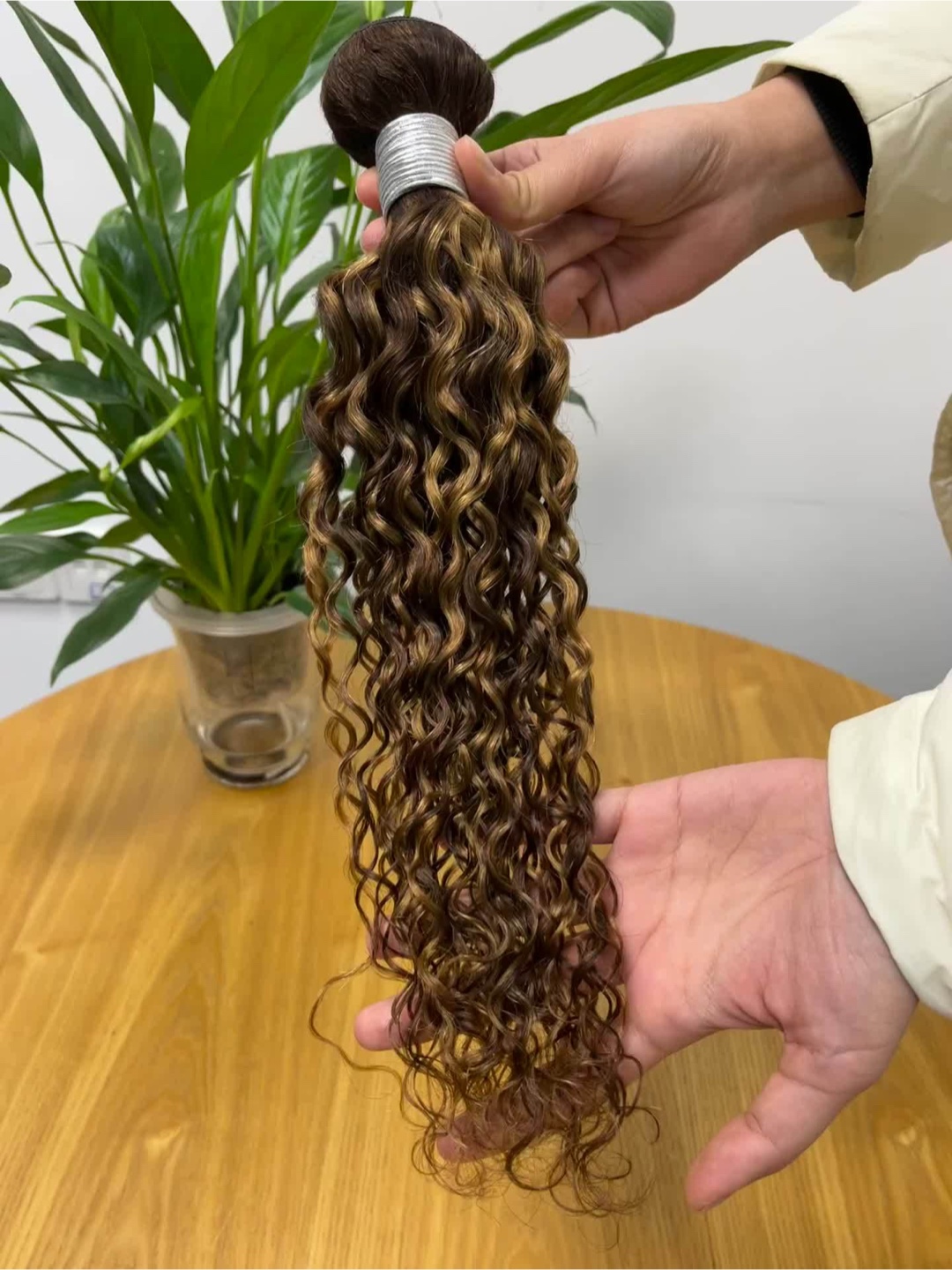 Human Hair WaterWave Bundles w/ Blonde Highlights