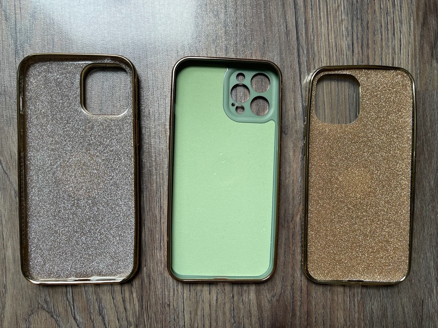 iPhone 12 Pro Max Case image indicator(2)