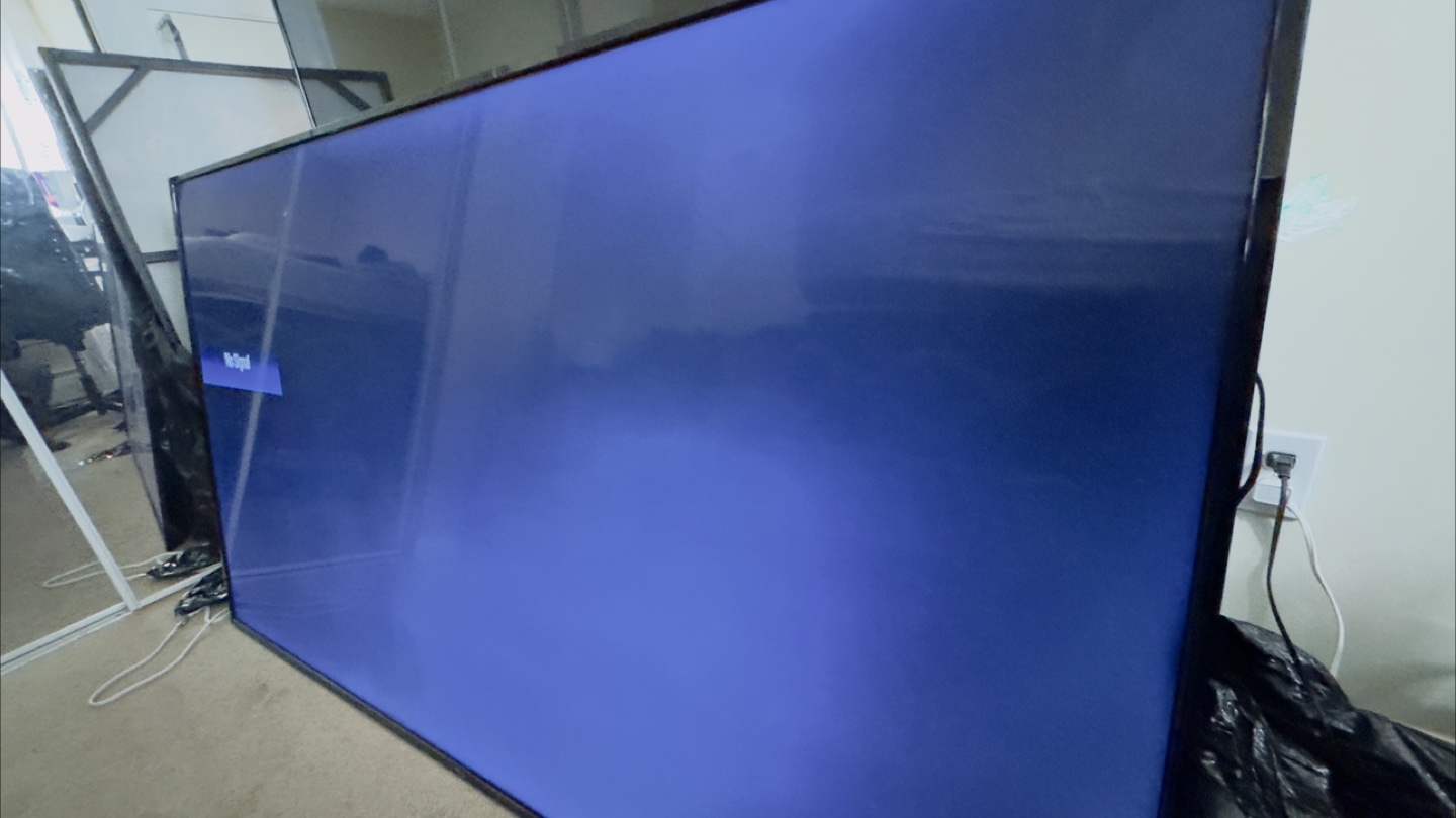 75 Inches RCA Smart TV For Sale 4K - photo 3