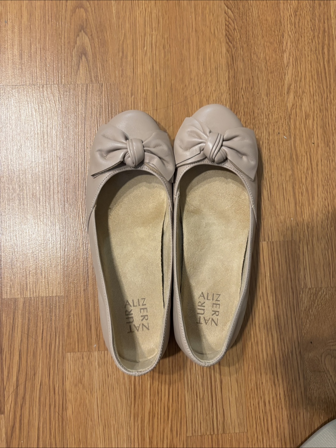 Pinky bow Ballet Flats - Size 8 - photo 2