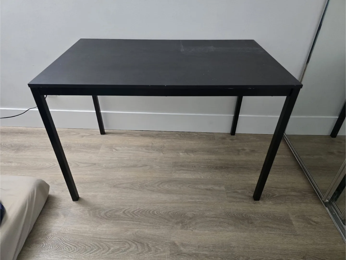 Black Dining Table image indicator(3)