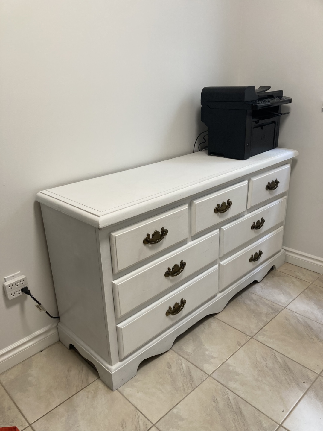 [Free] White Dresser with 7 Drawers