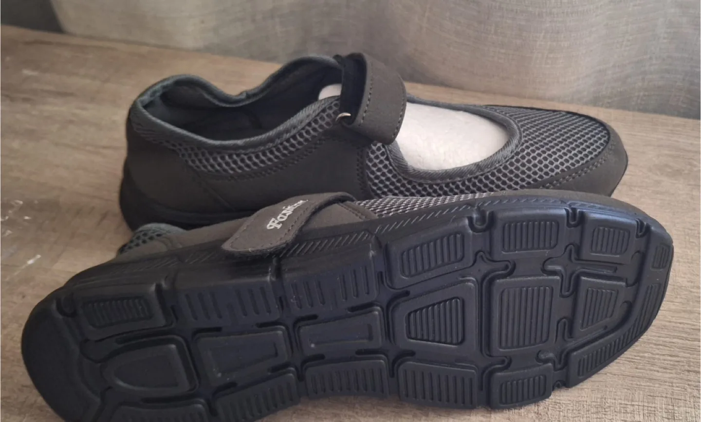 CHOKNESS Women's Grey Mary Jane Sneakers - Size 7.5 image indicator(6)