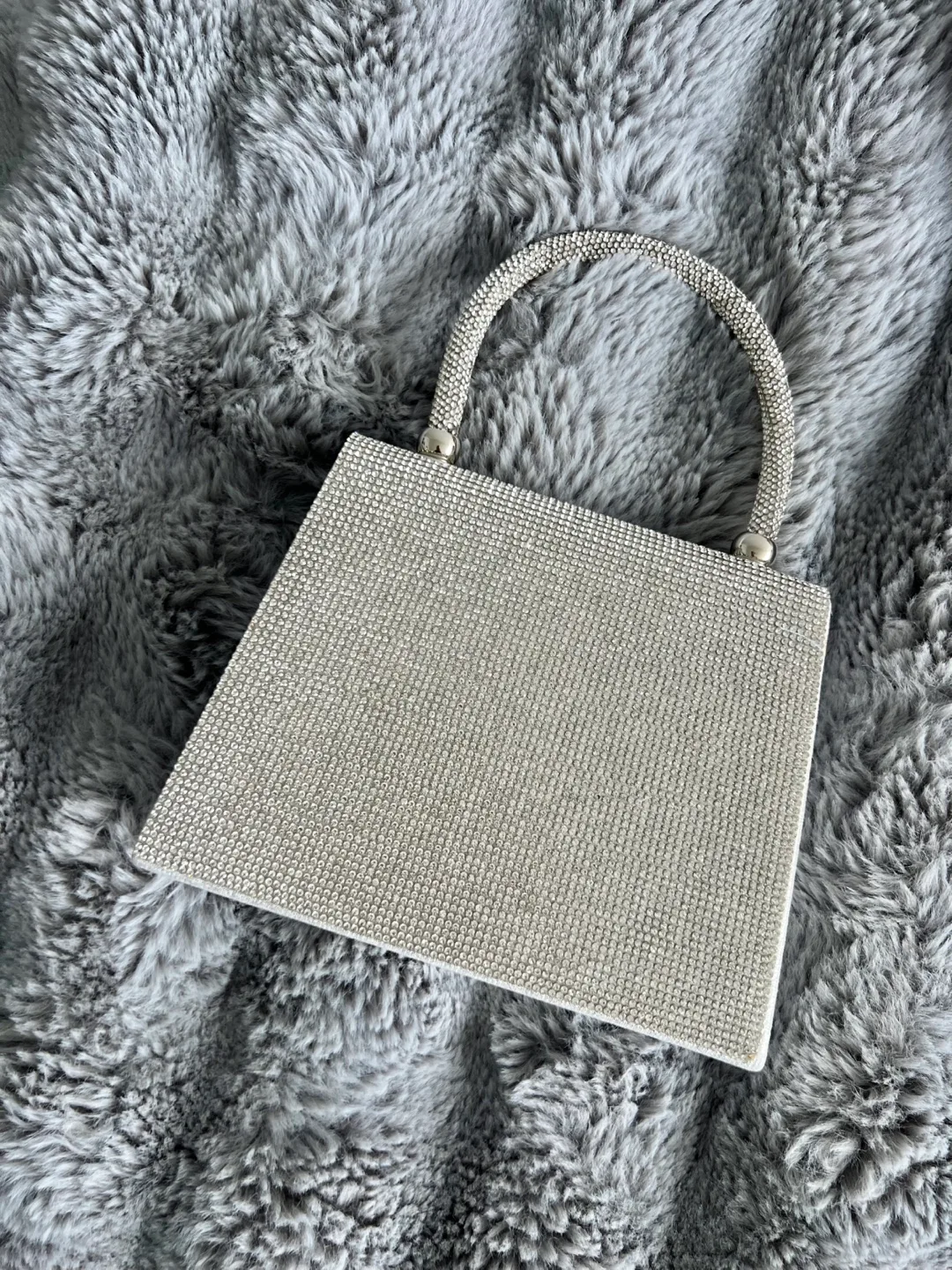 Silver Rhinestone Evening Bag with Bow image indicator(4)