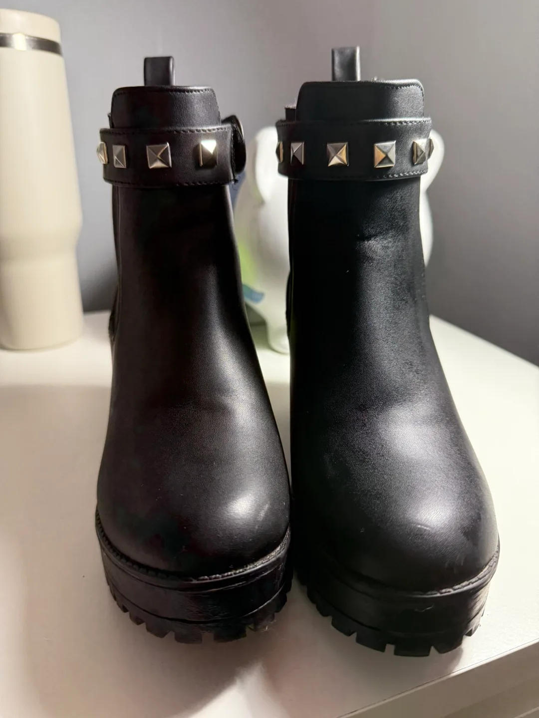Black Boots image indicator(2)