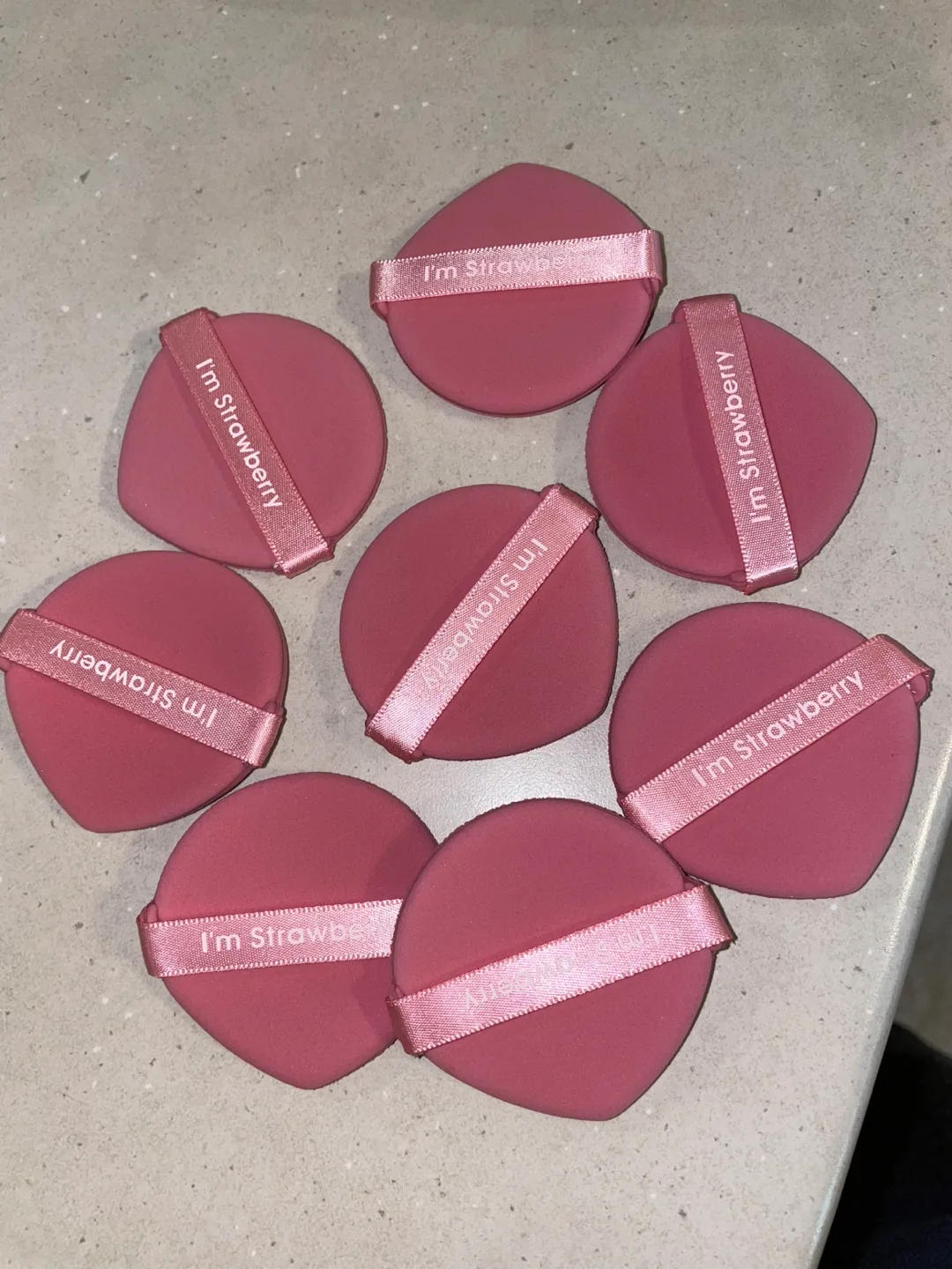 Makeup sponge x8 -brand new thumbnail