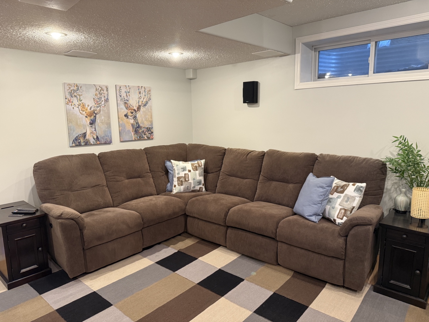 Brown Sectional Recliner Sofa & End Table