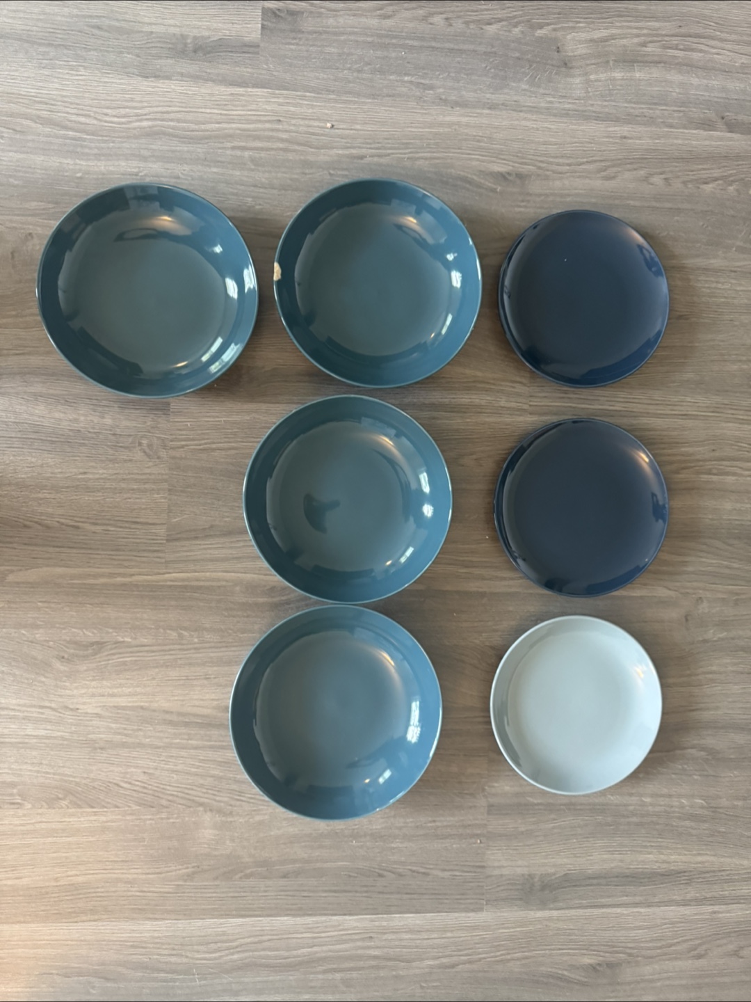 Mixed Lot of Plates & Bowls