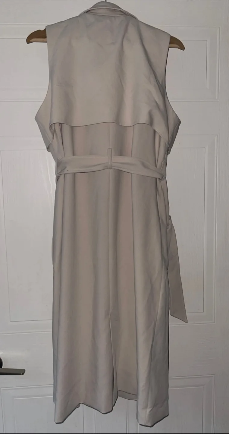 Nordstrom 4th & Reckless Arden Sleeveless Trench Vest size 8-10 image indicator(7)