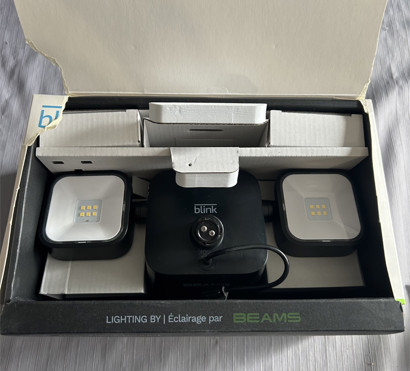 Blink Floodlight Mount & Outdoor Camera