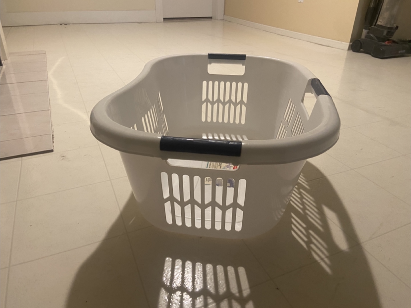 Flo Hooger Laundry Basket - White - photo 3