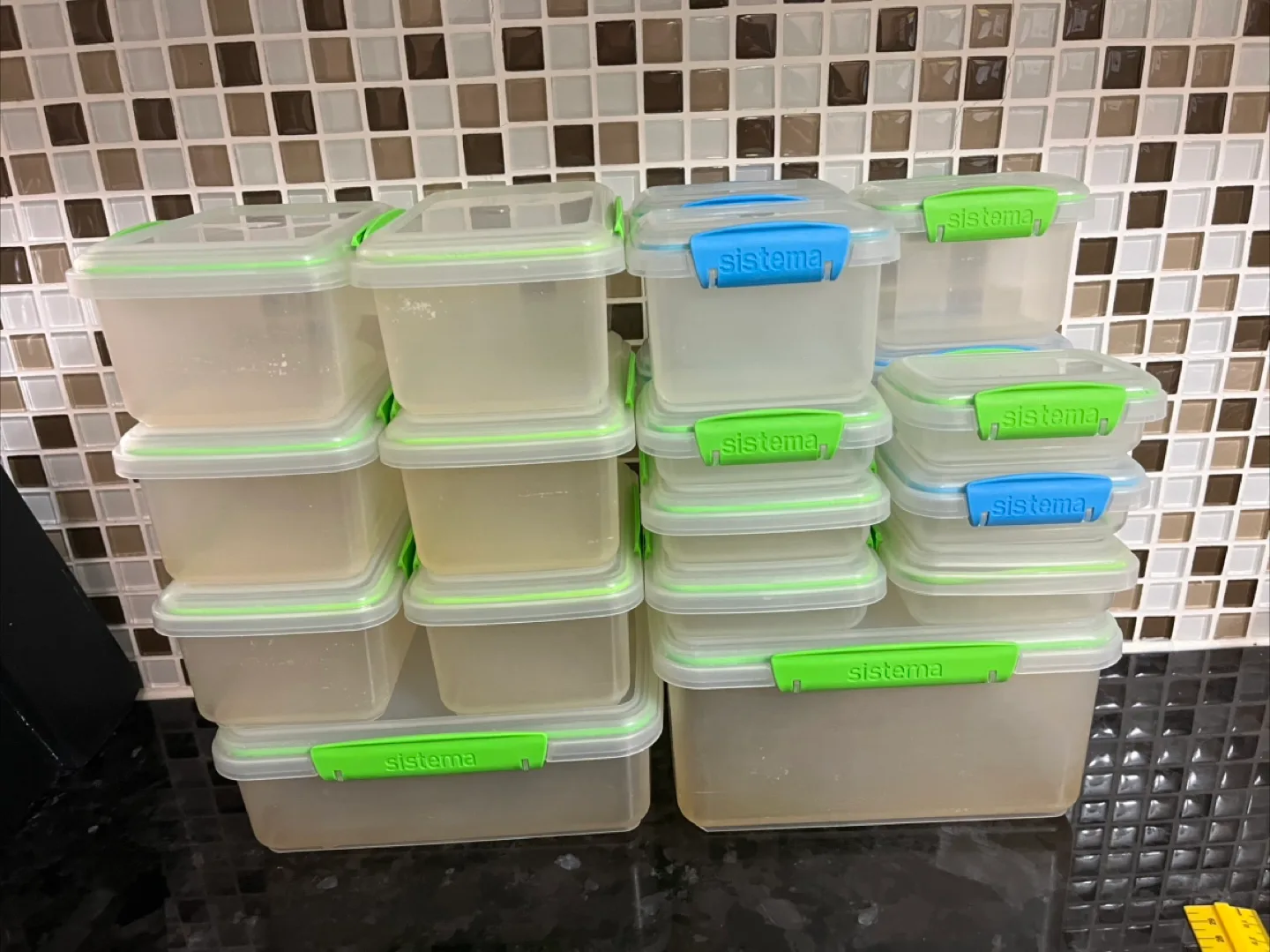 🚚 Moving Sale 🚚Sistema Food Storage Containers - Bundle image indicator(4)