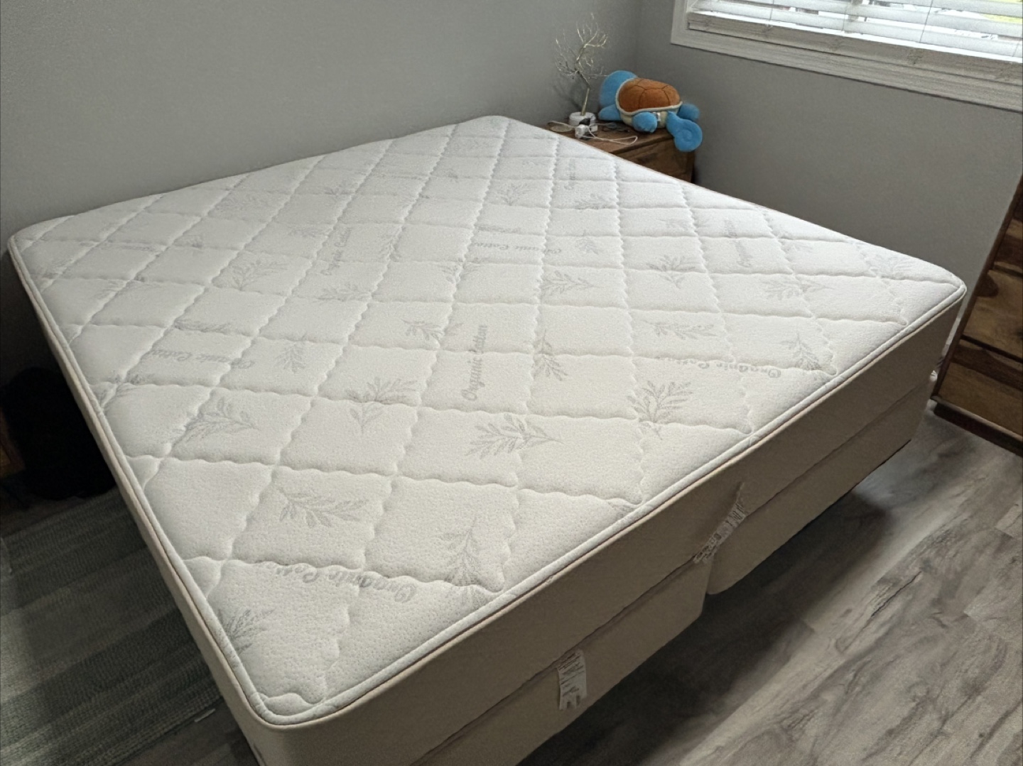 NEW Organic Cotton King Size Mattress