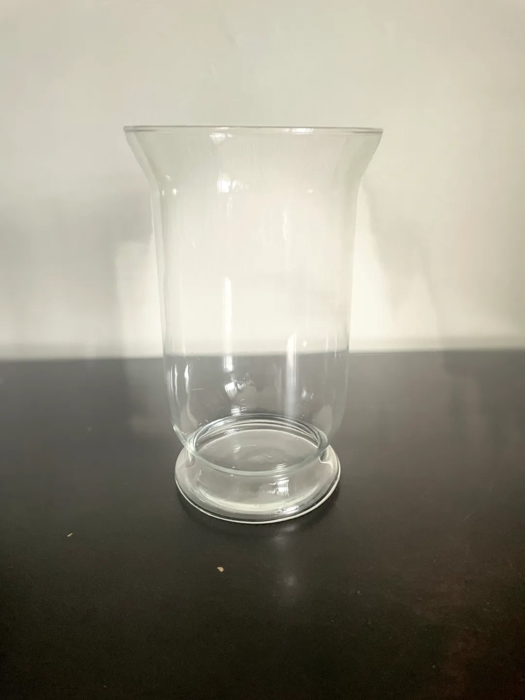Clear Glass Vase image indicator(3)