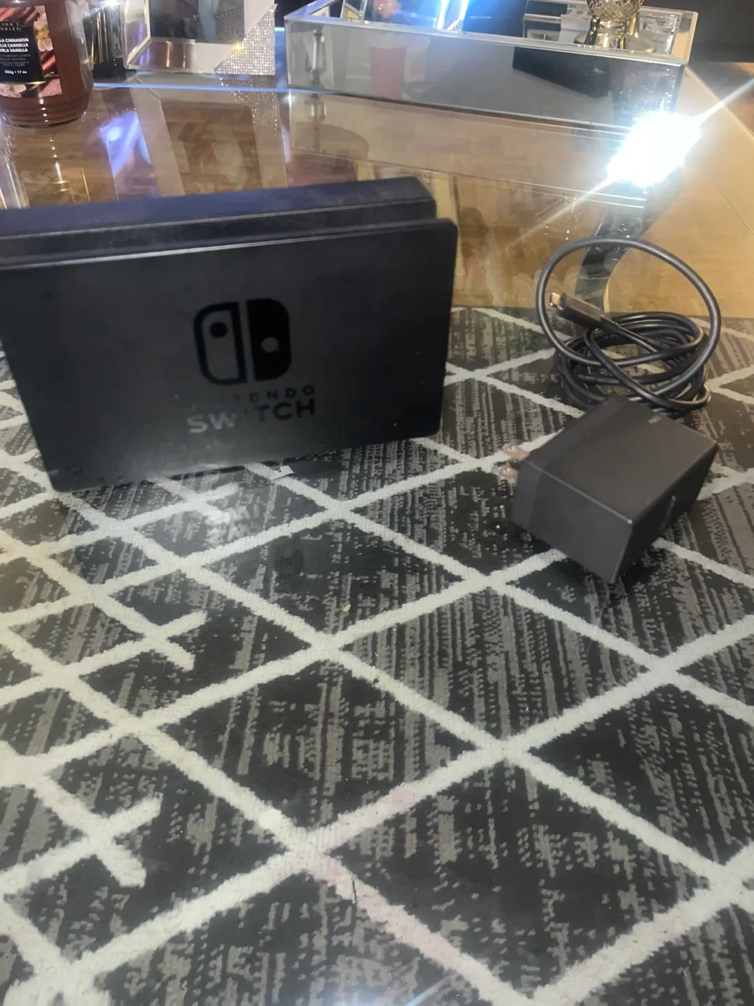 Nintendo Switch Dock thumbnail