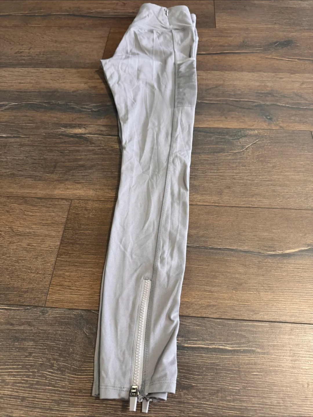 Motion365 FabLetics Grey Leggings image indicator(3)