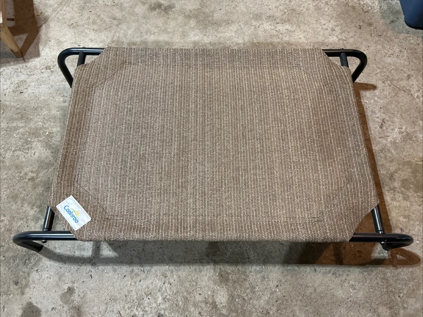 Coolaroo Pet Bed - Elevated Design thumbnail