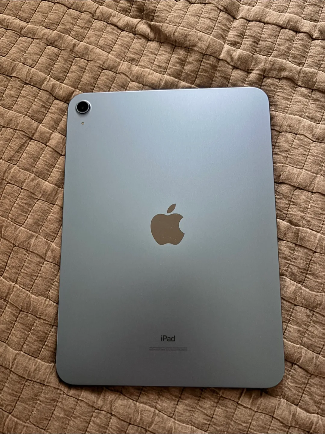 iPad 10th generation 💙 thumbnail