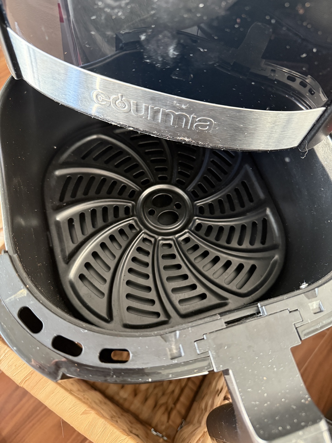 Gourmia 6-Quart Digital Air Fryer - photo 2
