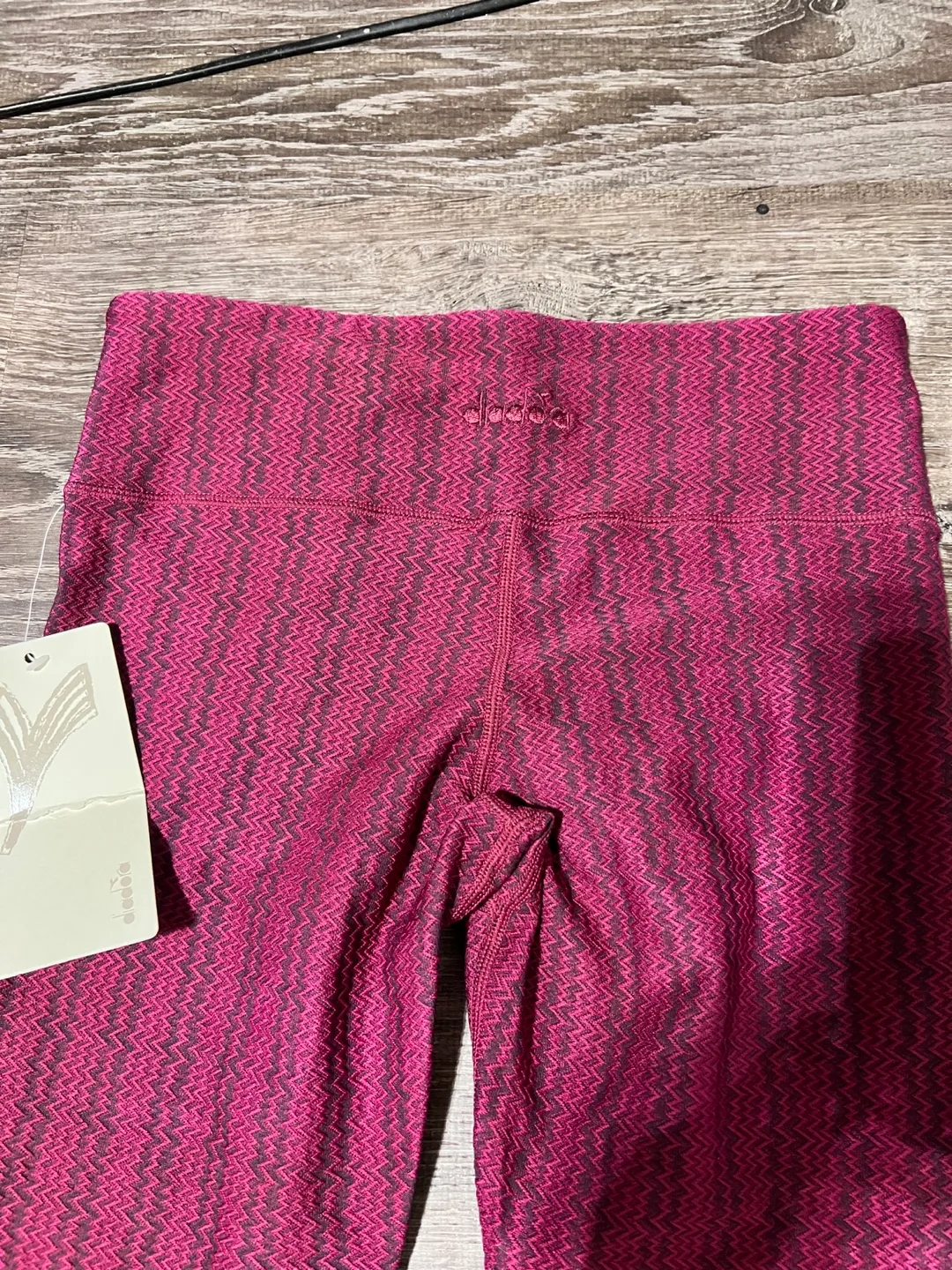 Diadora Capri Leggings - Size S - New with Tags! image indicator(3)