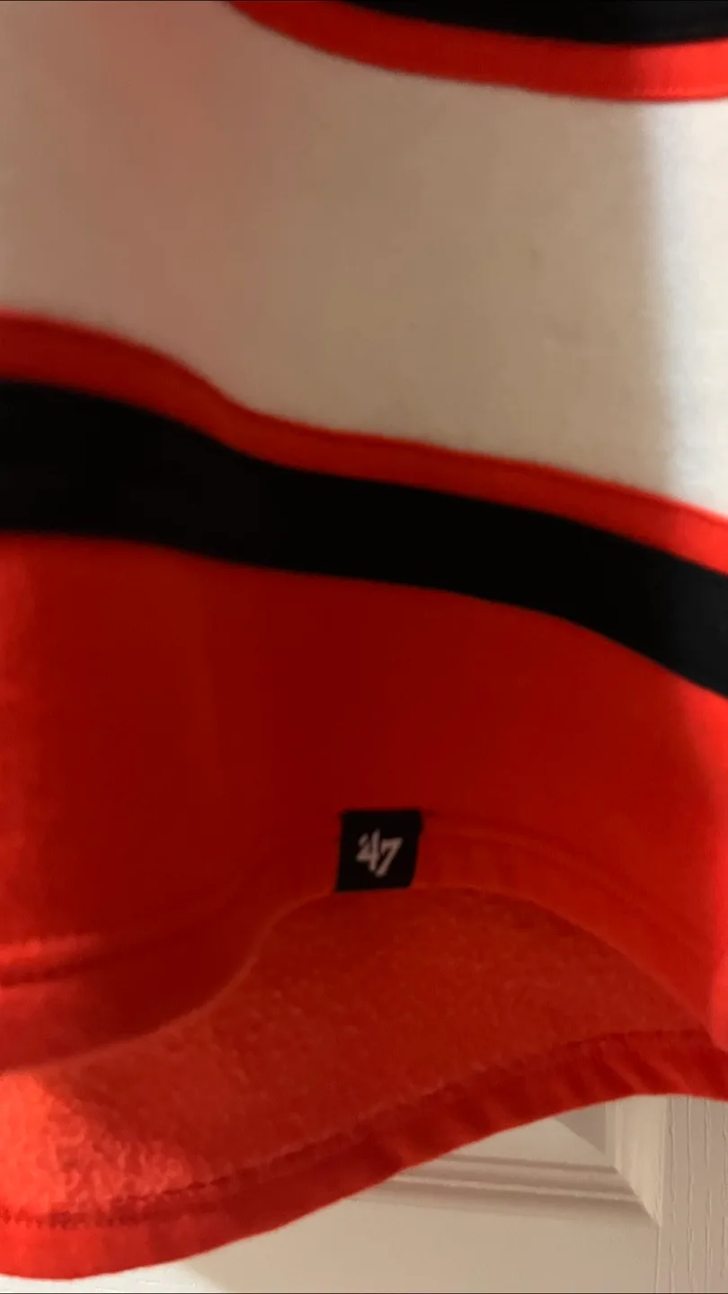 47 Brand Philadelphia Flyers Hoodie - Size S image indicator(2)