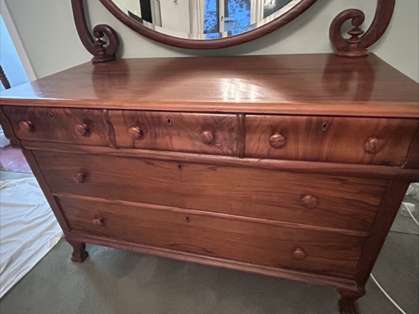 Antique Wooden Dresser with Mirror - photo 4