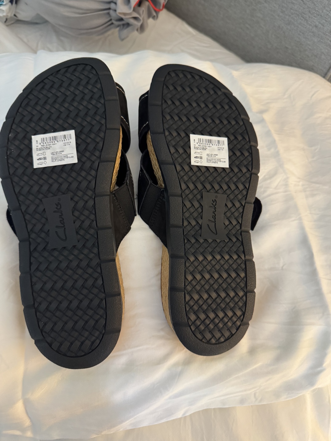 Clark’s black leather upper sandals - photo 3