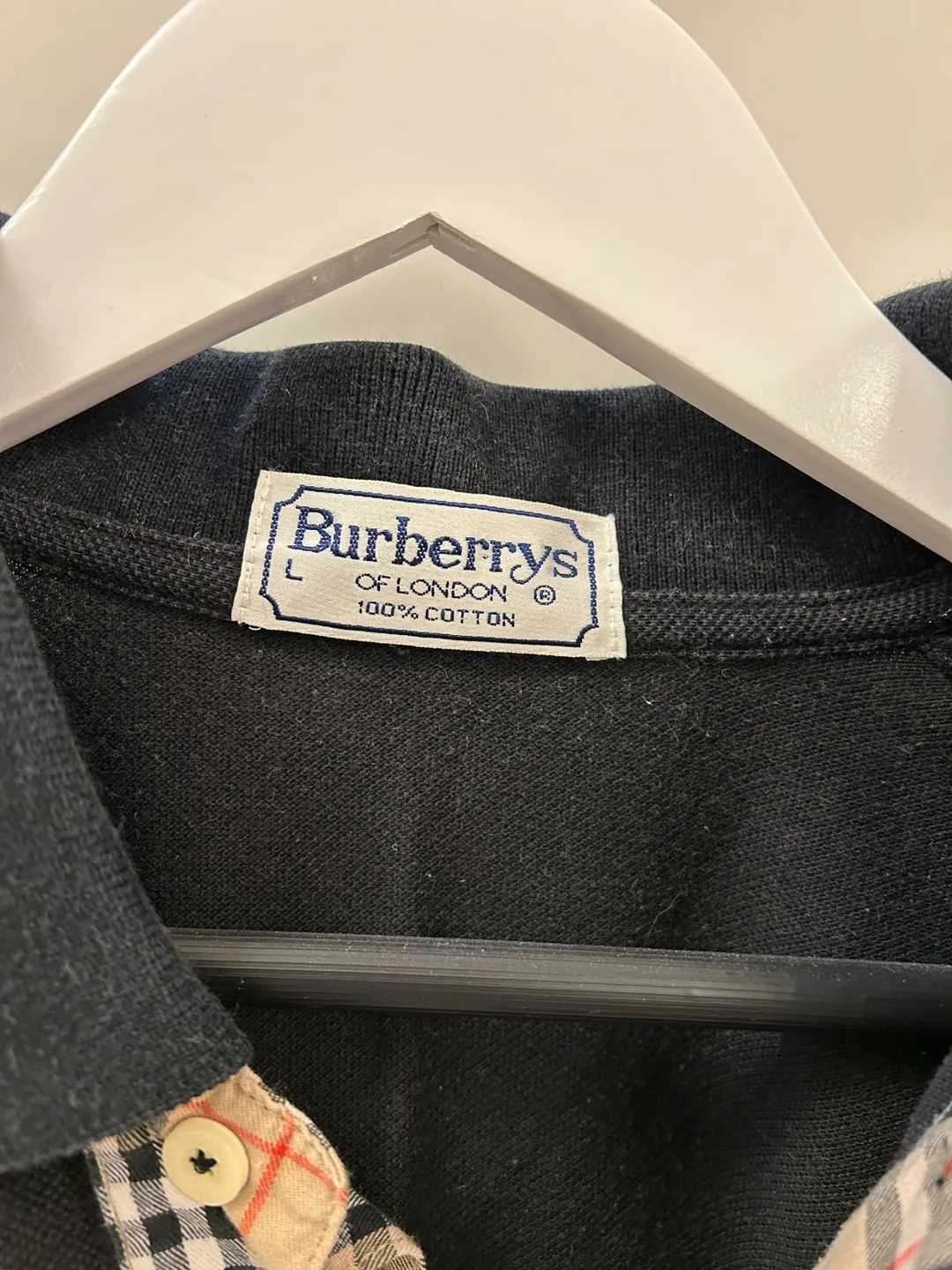 Burberry Black Polo Shirt - Size L image indicator(3)