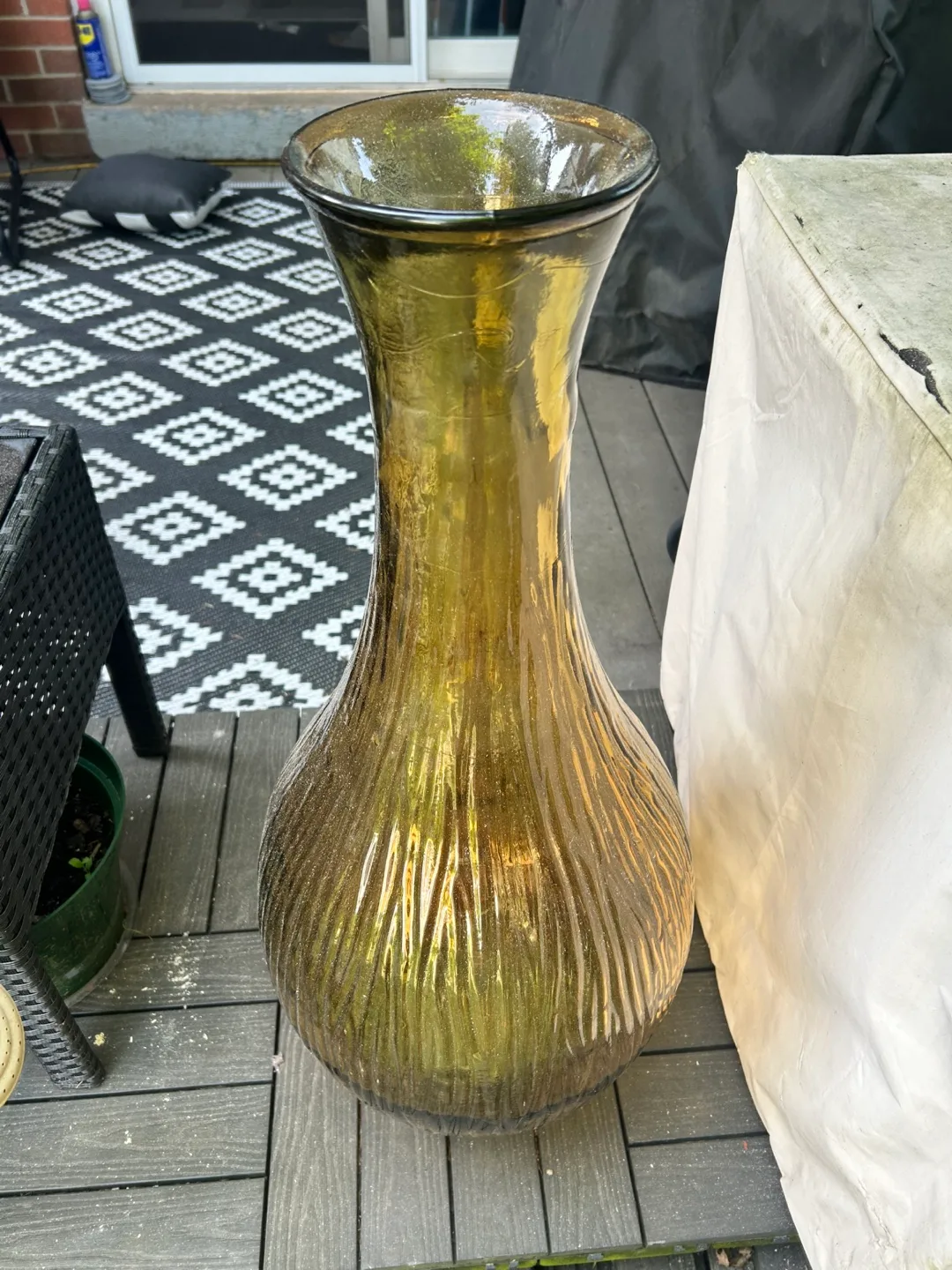 Large Decorative yellow Glass Vase image indicator(2)