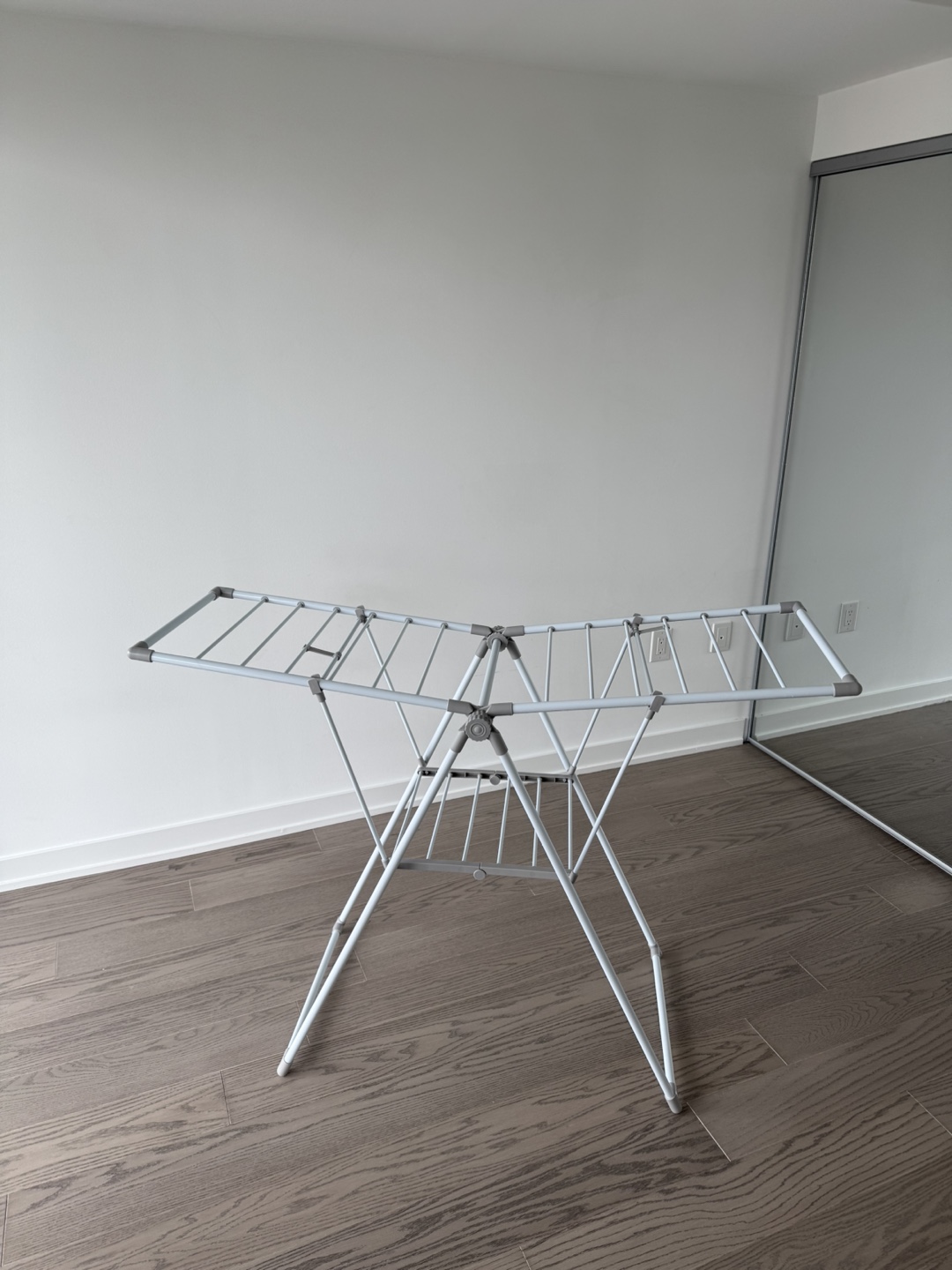 Foldable Clothes Drying Rack - White