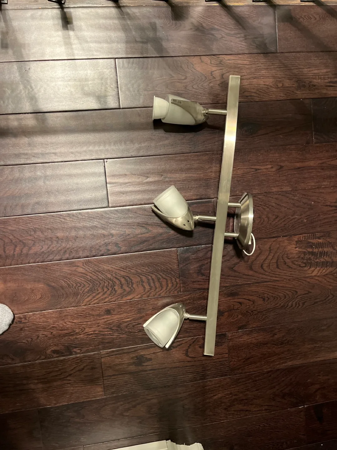 Track Lighting Fixture - 3 Bulb thumbnail