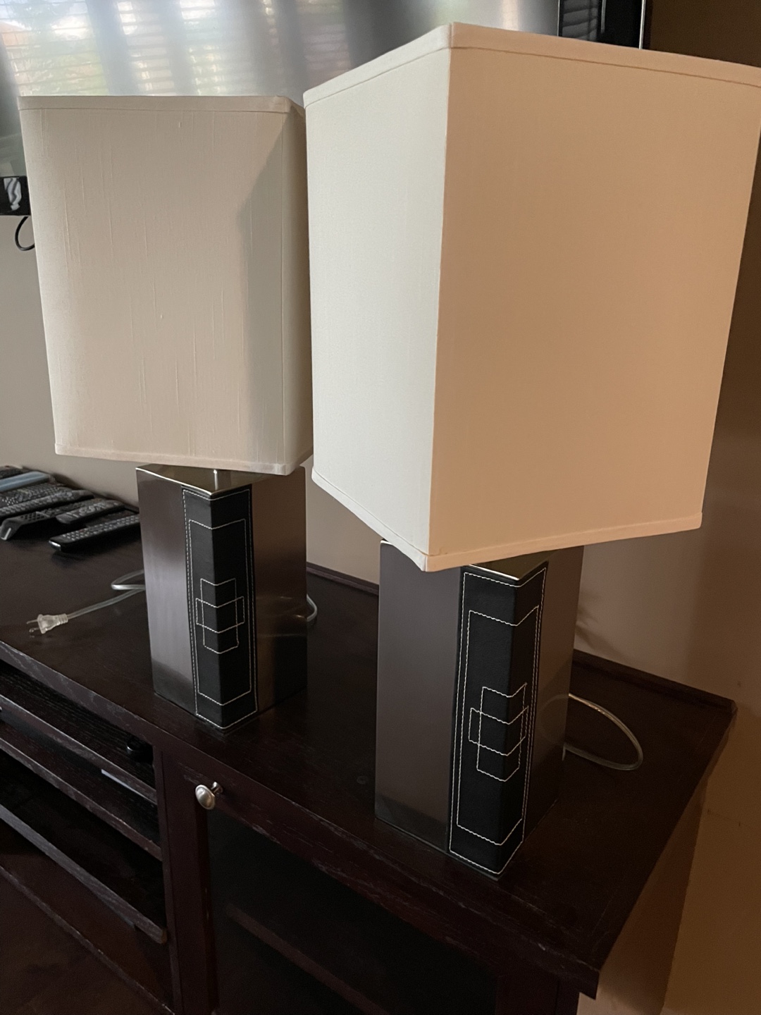 Lamps & Side Tables