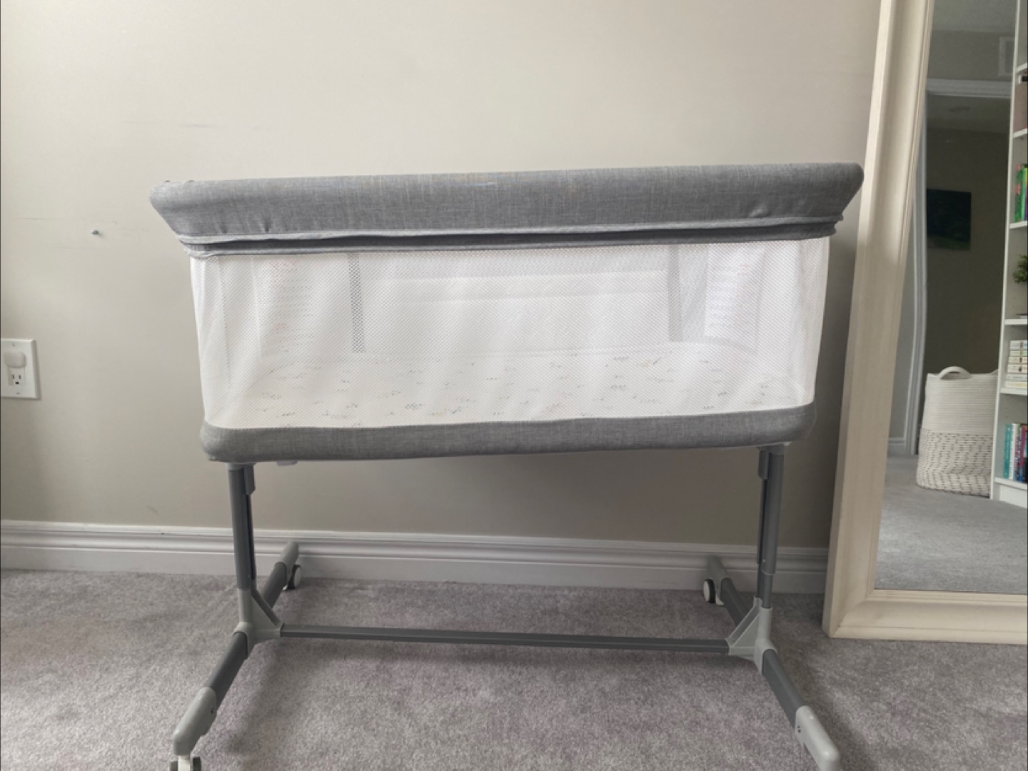 Grey Adjustable Height Bedside Bassinet - photo 3
