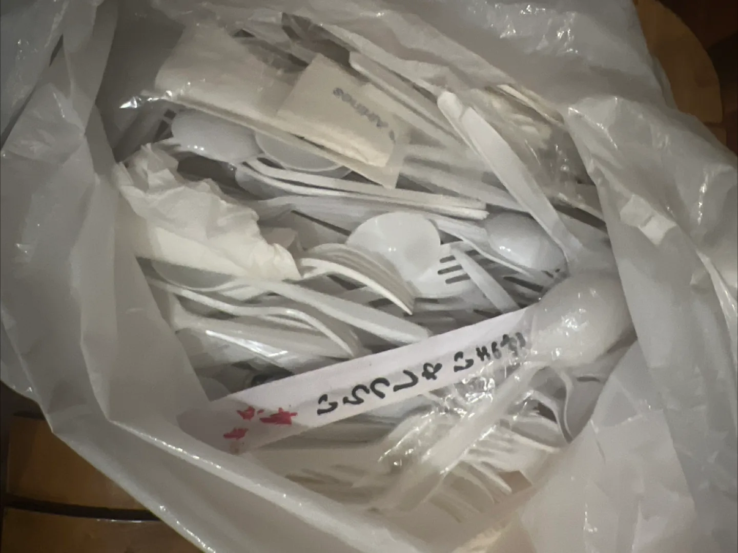 Plastic takeout cutlery thumbnail