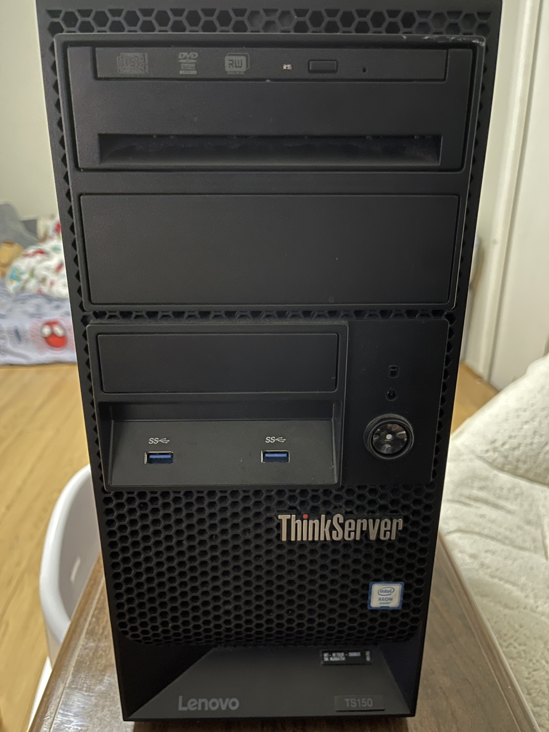 Lenovo ThinkServer TS150 Tower Server