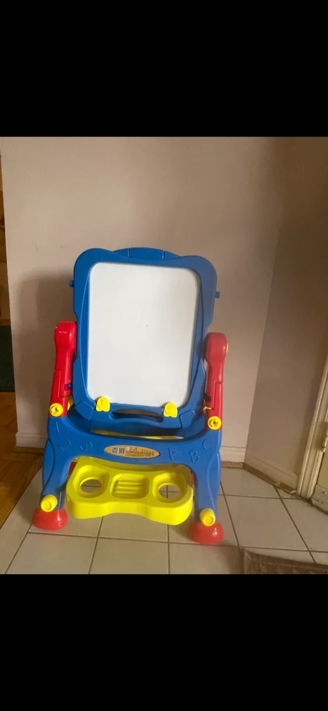 Kids' Easel - Double Sided image indicator(2)