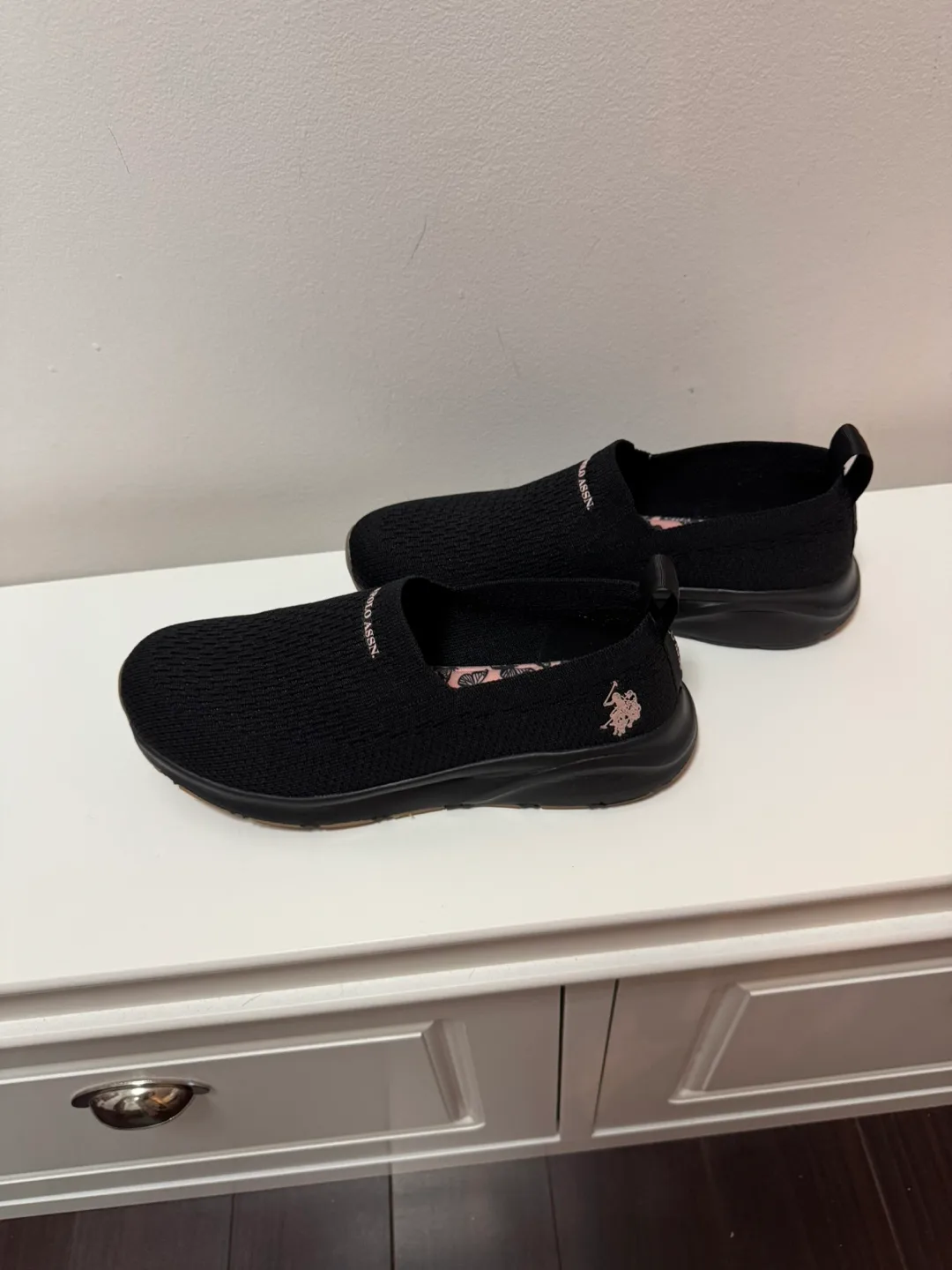 U.S. Polo Assn. Black Slip-On Shoes - Size 7.5 image indicator(3)