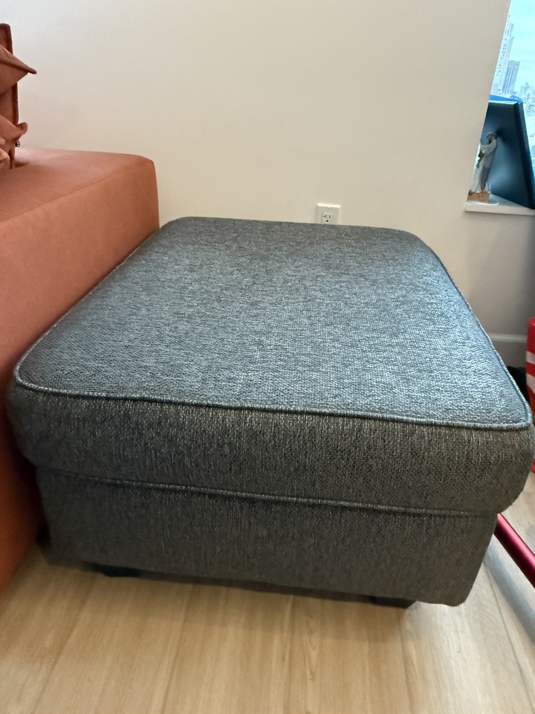 Gray arm chair and Ottoman - photo 4