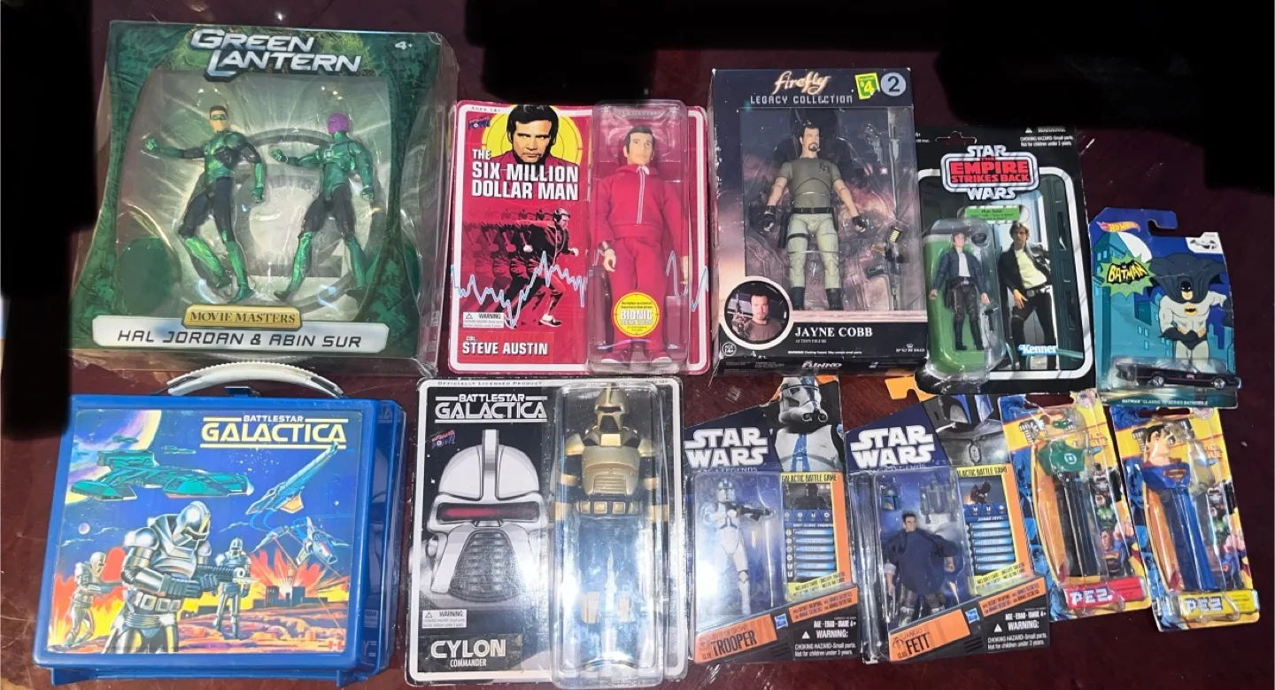 Toy Collectables action figures open to offers! thumbnail