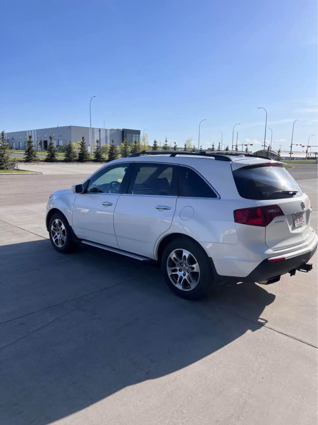 Acura MDX White SUV - photo 5