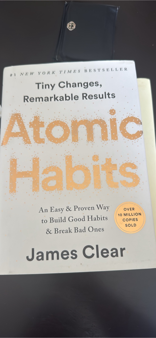 4 Popular Books: Ray Dalio, Randall Munroe, DK, James Clear