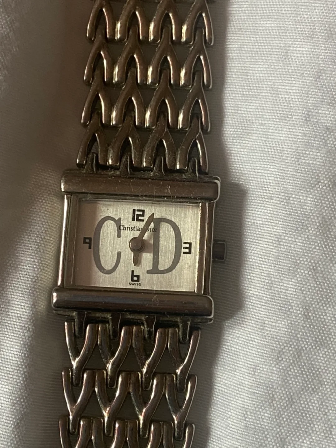 Dior watch  vintage needs battery works great ! thumbnail